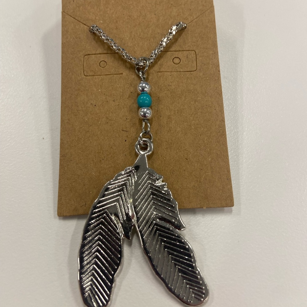 Silver Feather Pendant Necklace